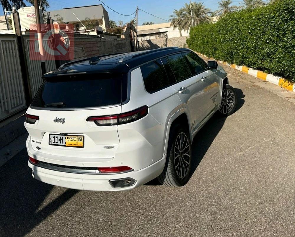 Jeep Grand Cherokee L